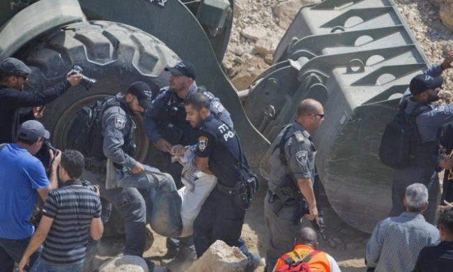 İsrail Fransız akademisyeni sınır dışı etme kararı aldı